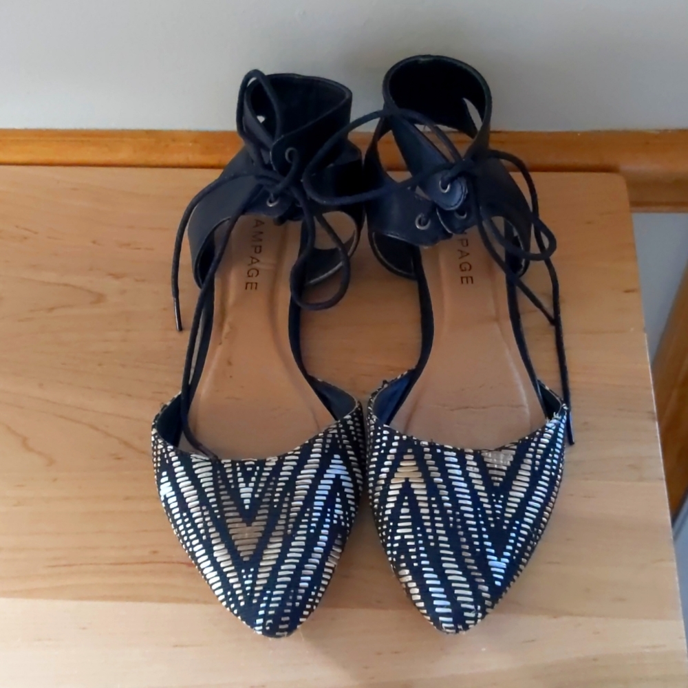 Rampage Pointed Flats